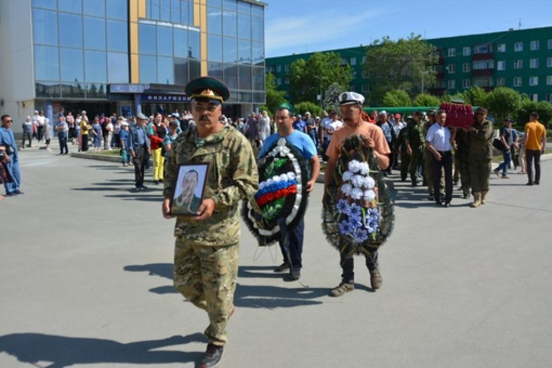 Минеев Эдуард Николаевич Минеев Эдуард Николаевич