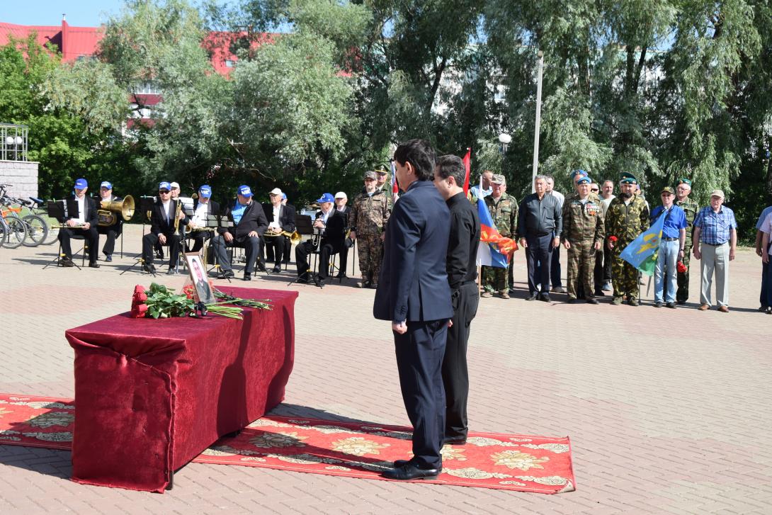 Кусяпов Азамат Абдразакович Кусяпов Азамат Абдразакович