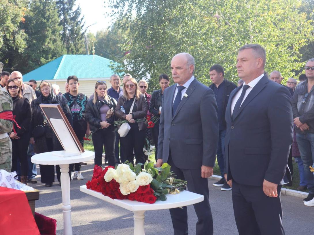 Гвоздик Артем Сергеевич Гвоздик Артем Сергеевич