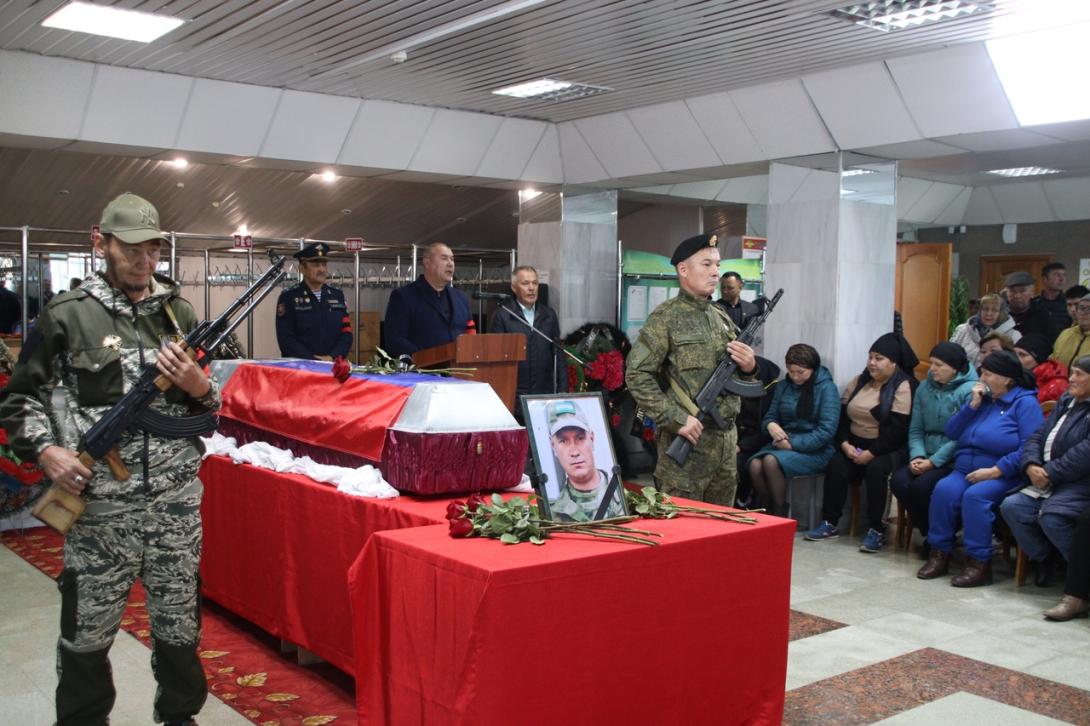 Туюшов Динис Викторович Туюшов Динис Викторович