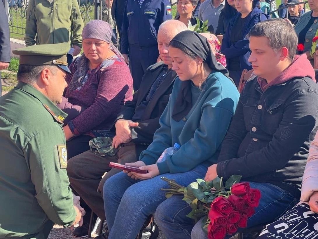 Тихонов Эдуард Павлович Тихонов Эдуард Павлович