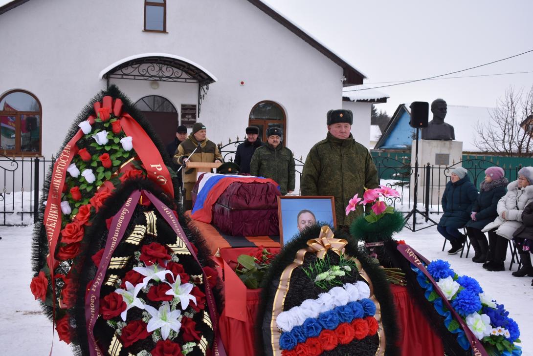 Чужая война Шарафутдинов Нур Фархутдинович Чужая война Шарафутдинов Нур Фархутдинович
