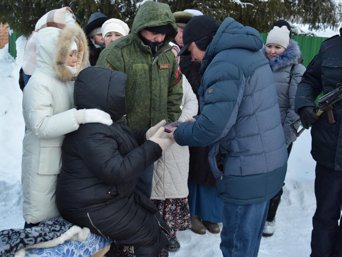 Чужая война Мамасалиев Булат Бахтиерович Чужая война Мамасалиев Булат Бахтиерович