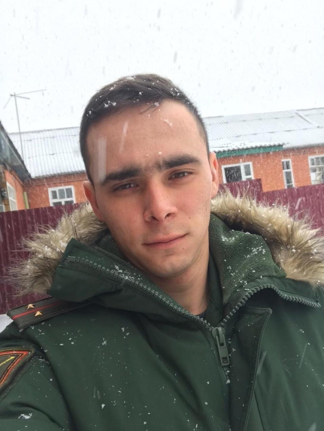 Глухов Денис Данилович Глухов Денис Данилович
