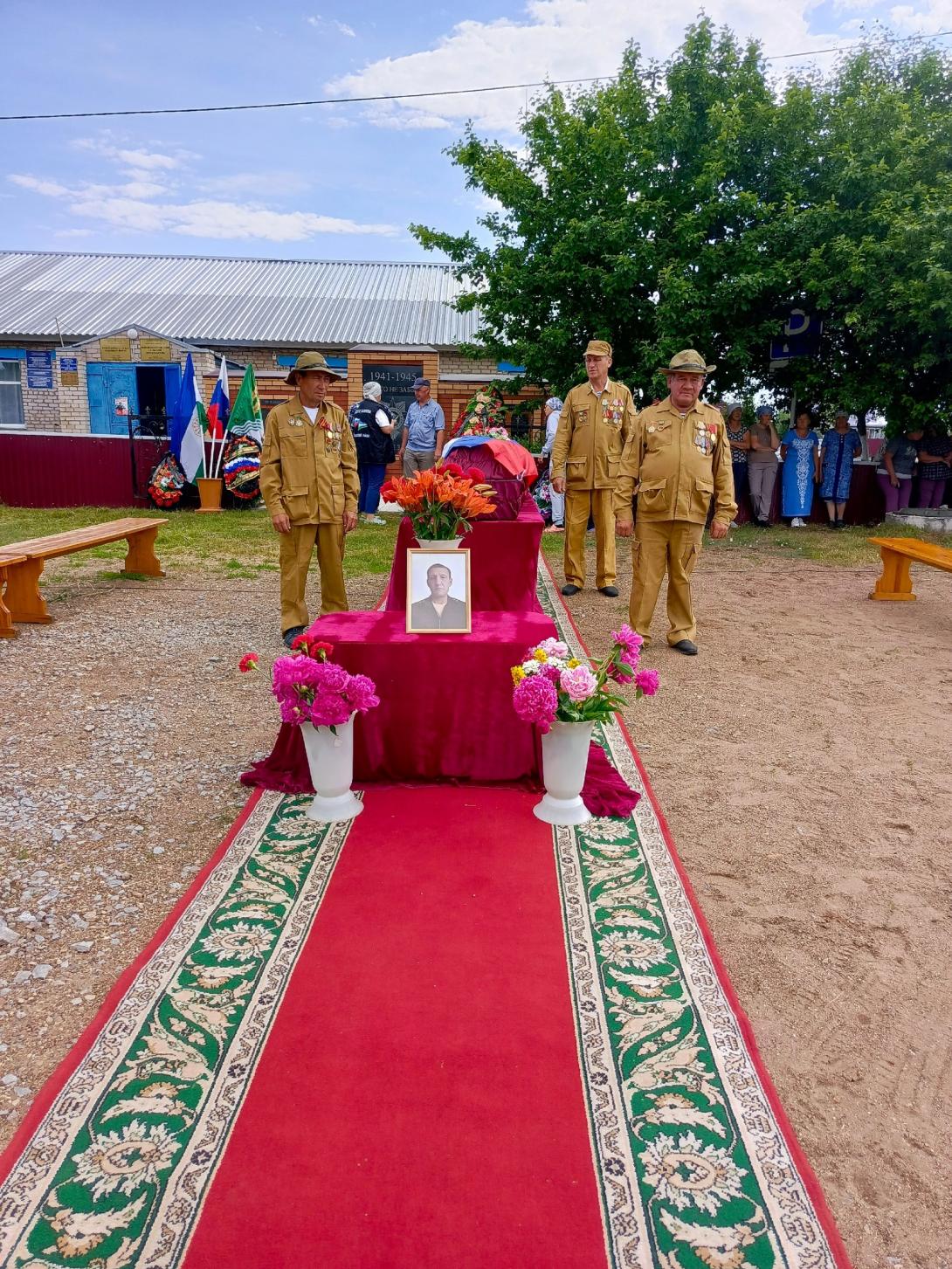 Нуртдинов Фикус Равилович Нуртдинов Фикус Равилович